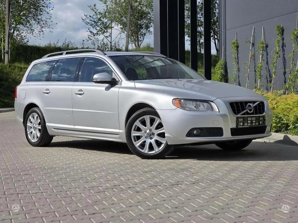 Volvo V70, 2010 m., nuotrauka 1
