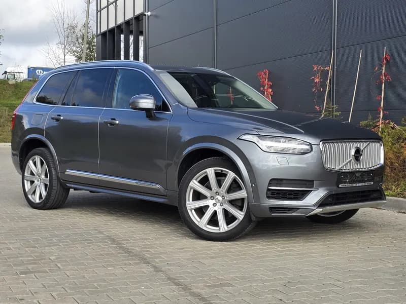 Naudotas Volvo XC90 2016 m., hibridas (įkraunamas), visureigis