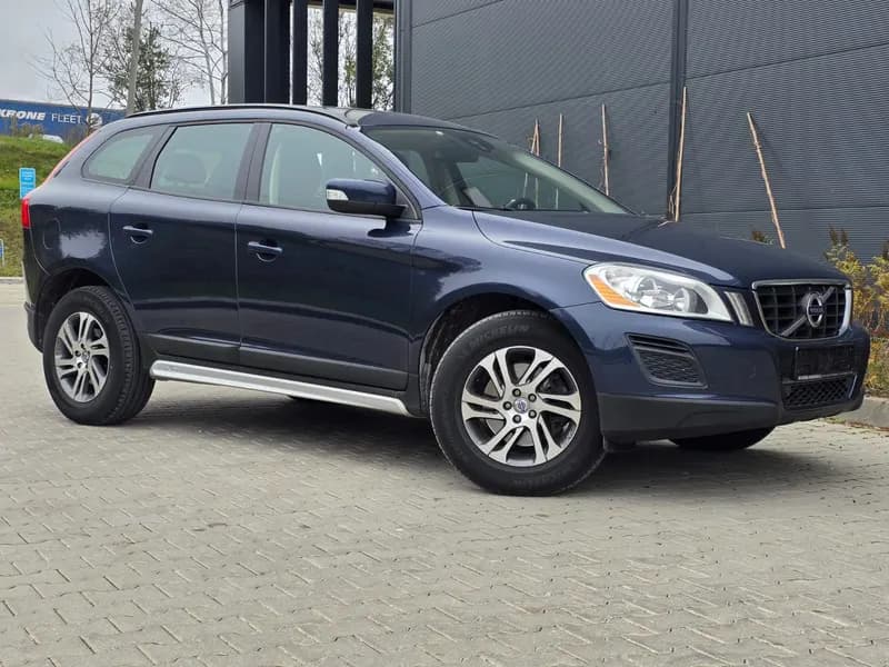Naudotas Volvo XC60 2012 m., benzinas, visureigis